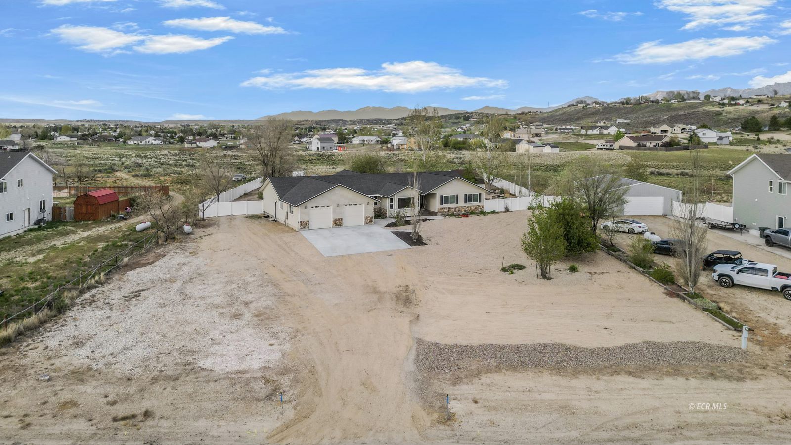 466 Lawndale Drive