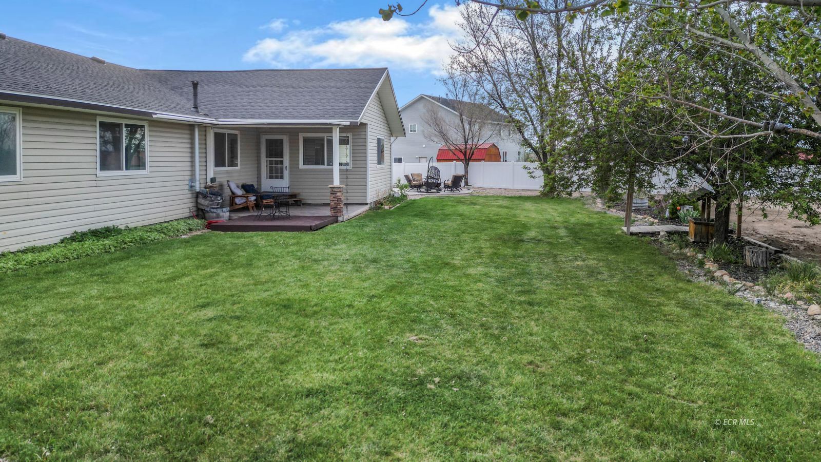 466 Lawndale Drive
