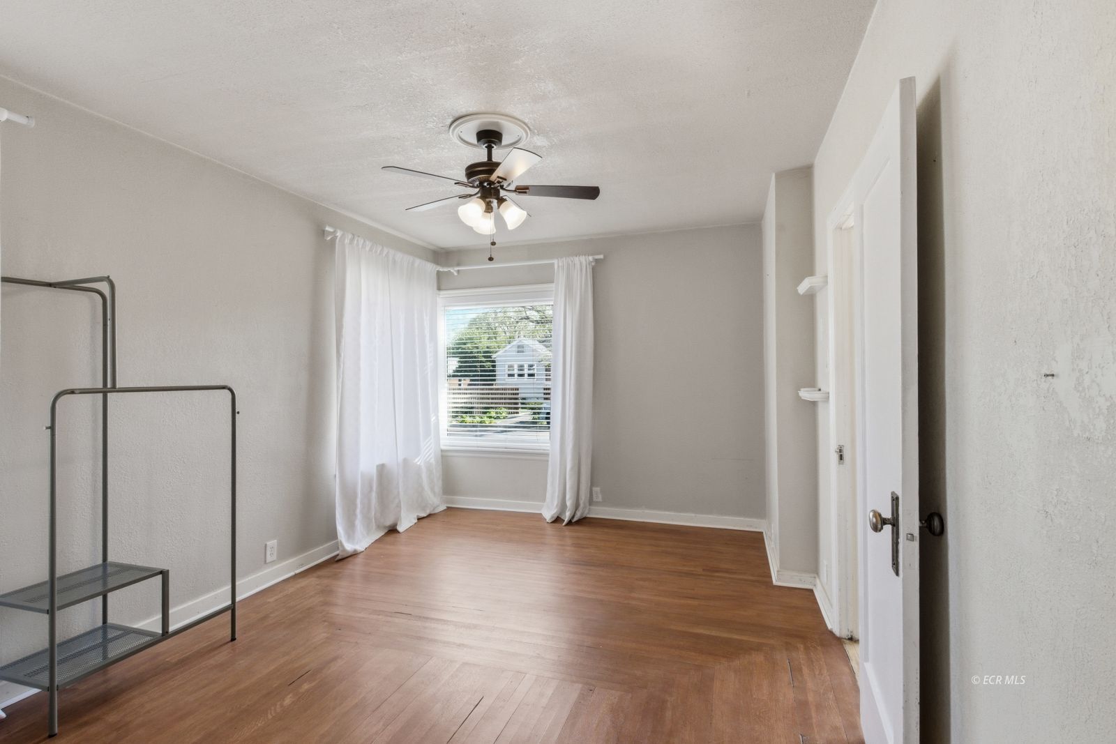 606 3rd Street