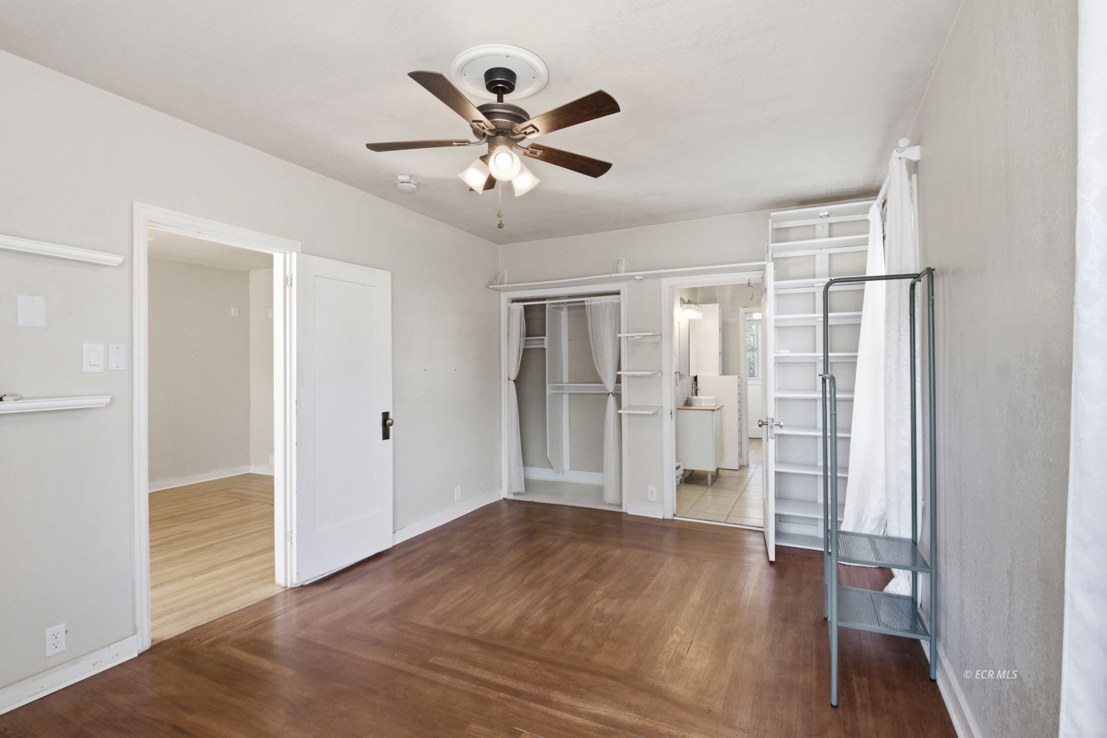 606 3rd Street