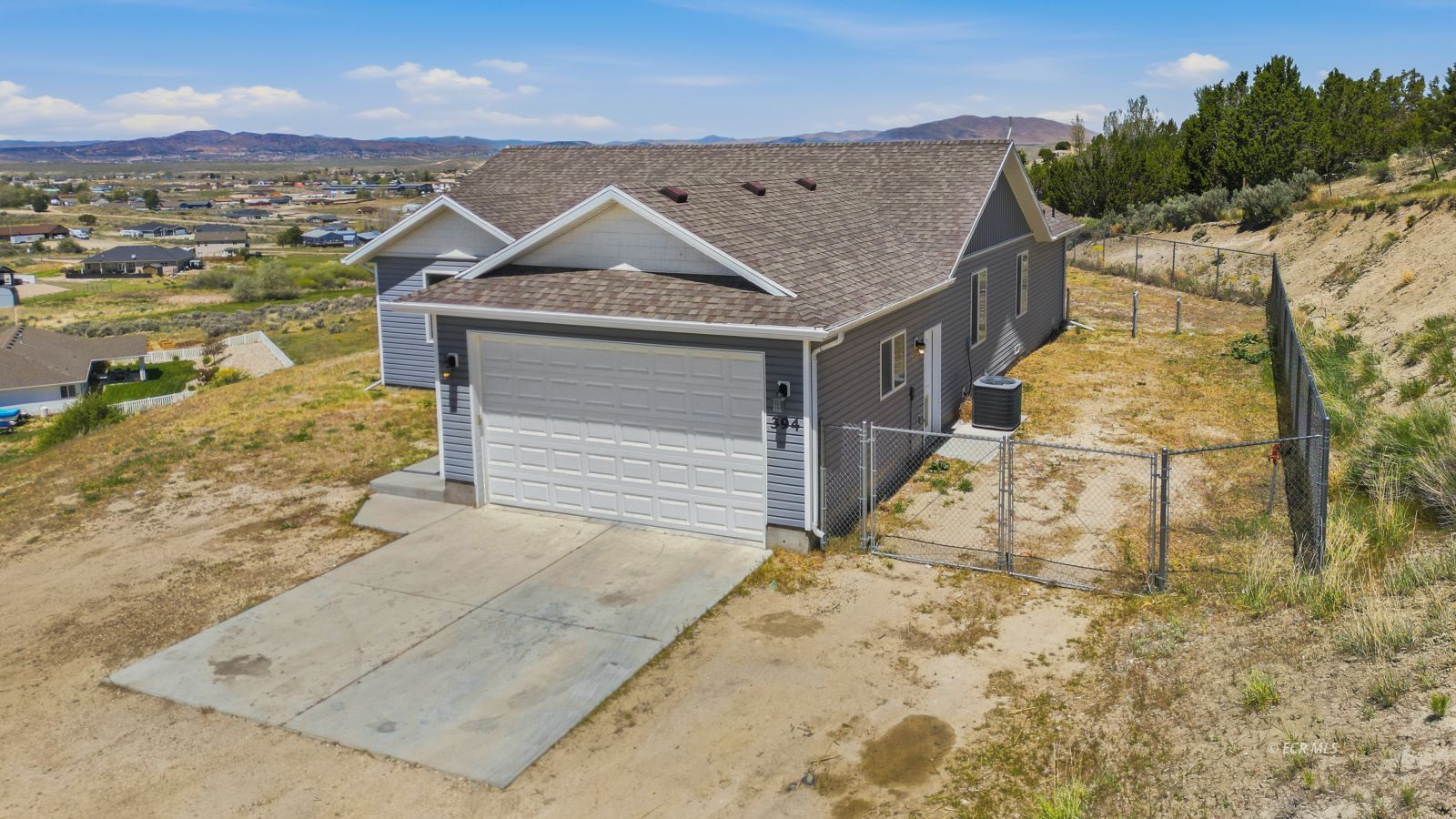 394 Country Club Parkway