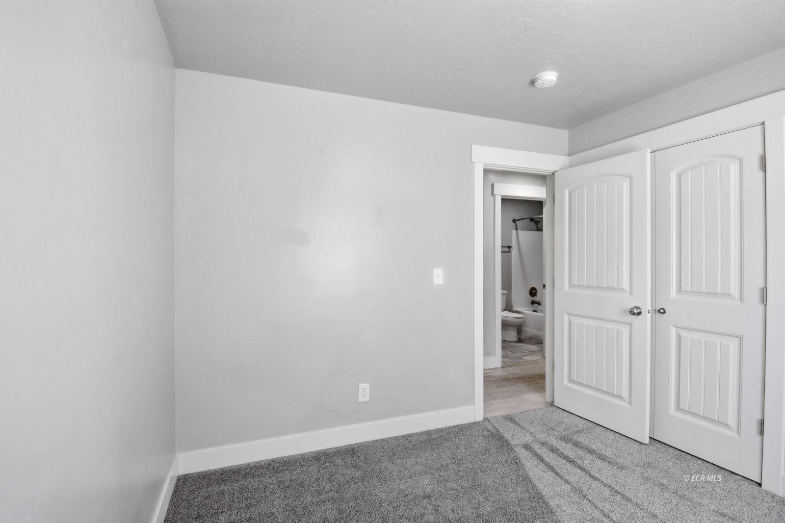 394 Country Club Parkway
