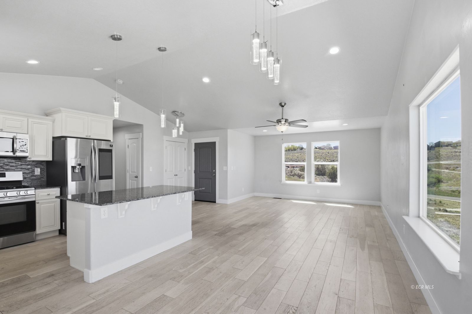 394 Country Club Parkway