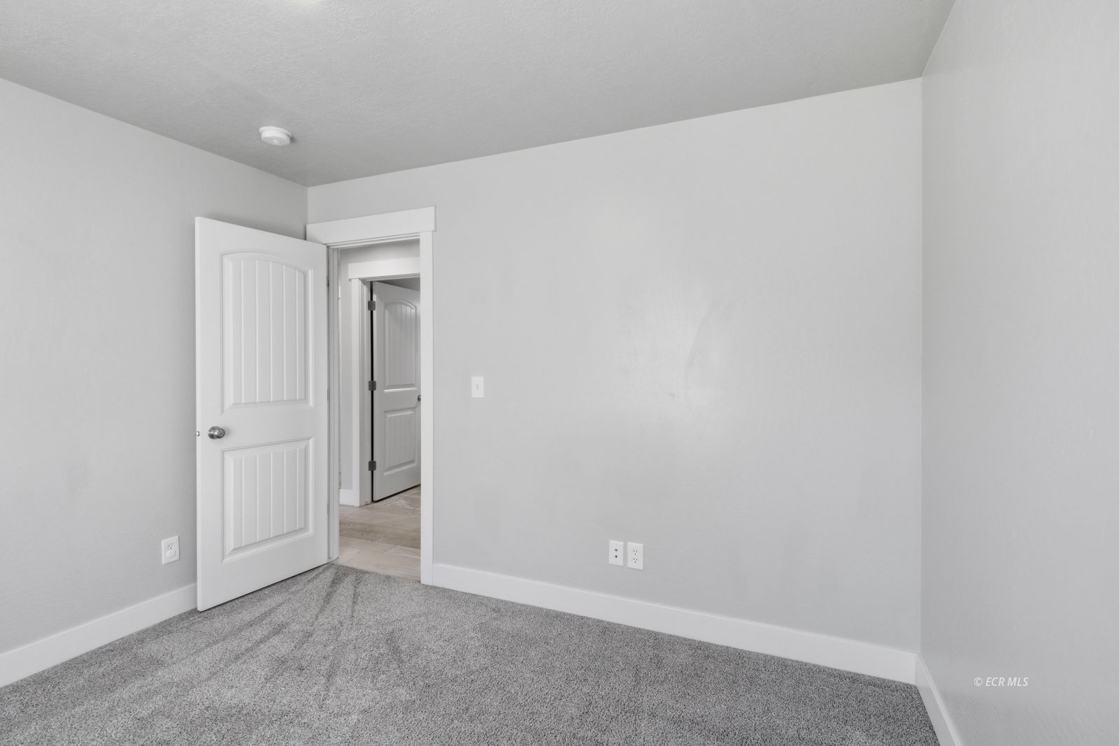 394 Country Club Parkway