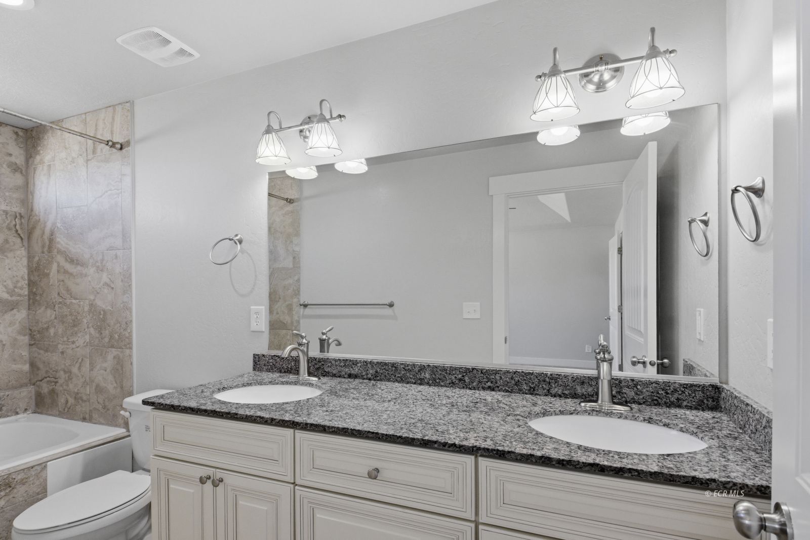 394 Country Club Parkway