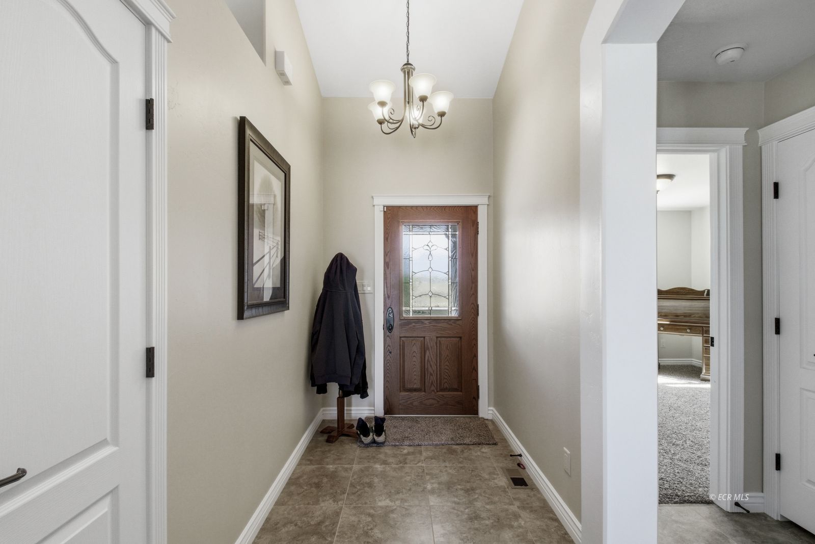 221 Glenvista Drive