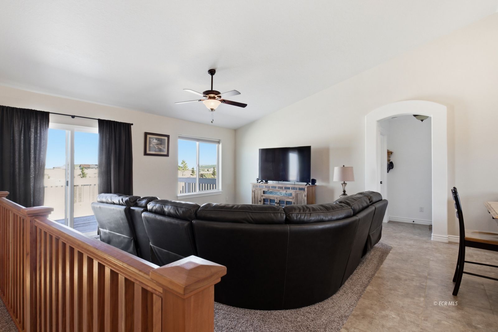 221 Glenvista Drive