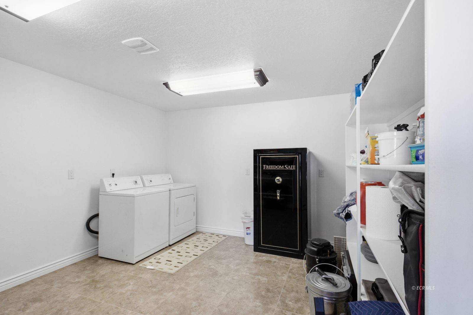 221 Glenvista Drive