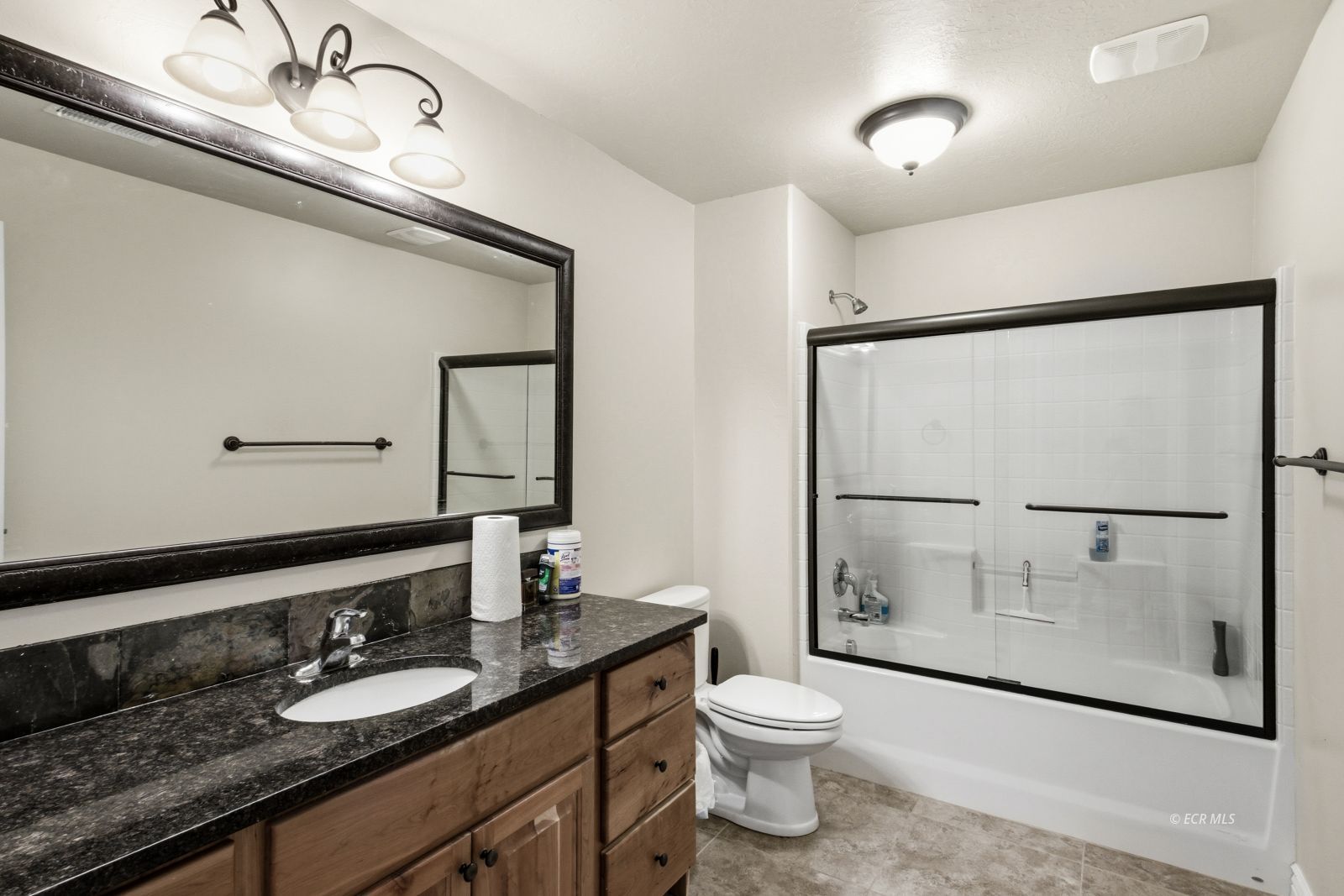 221 Glenvista Drive