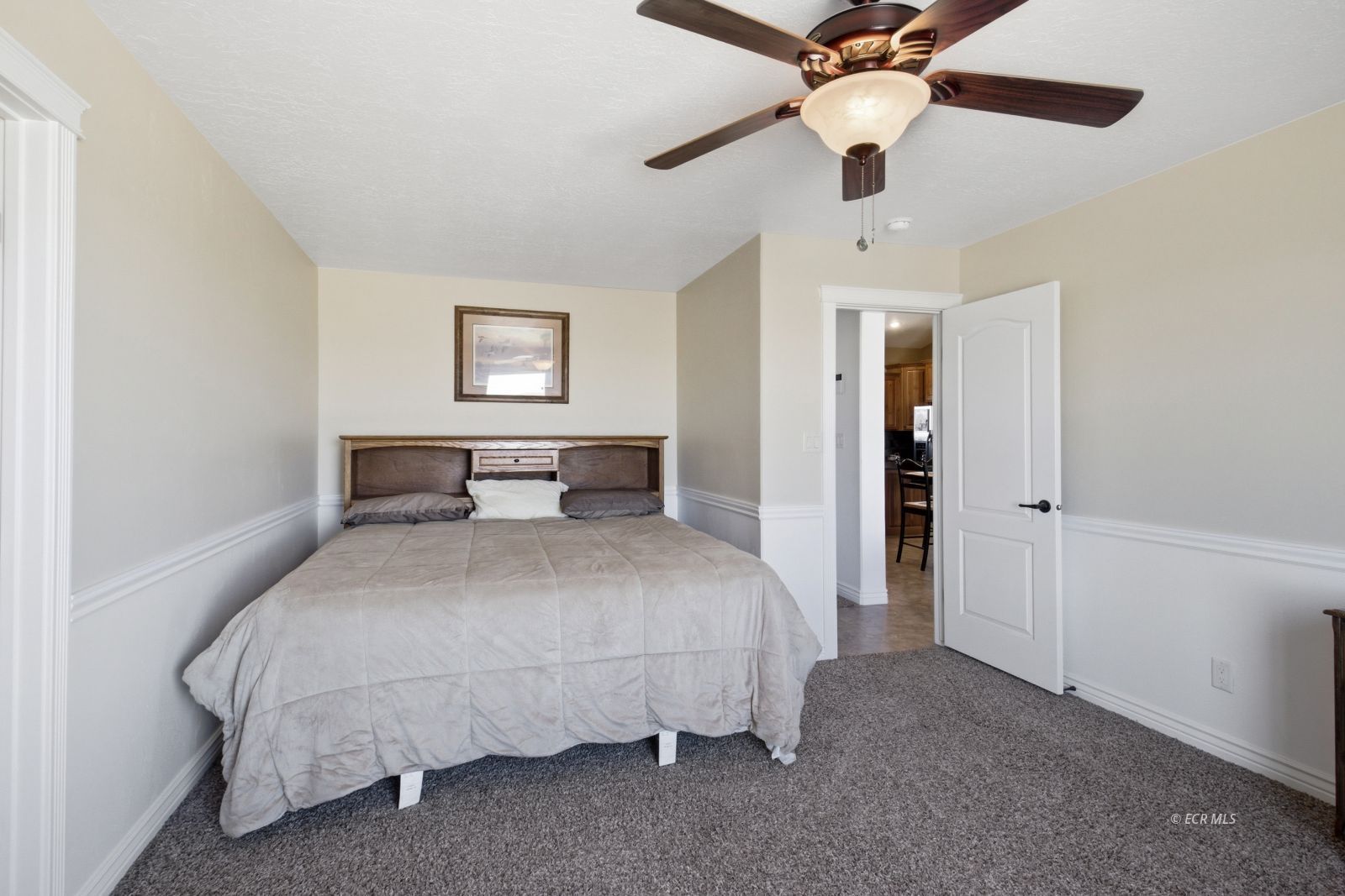 221 Glenvista Drive