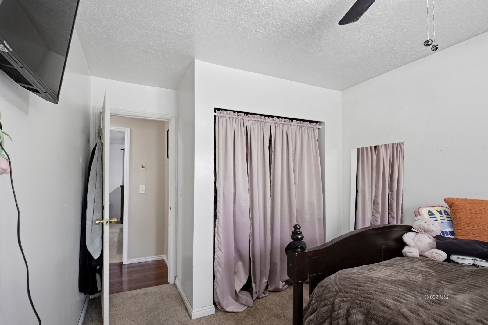1380 Suncrest Court