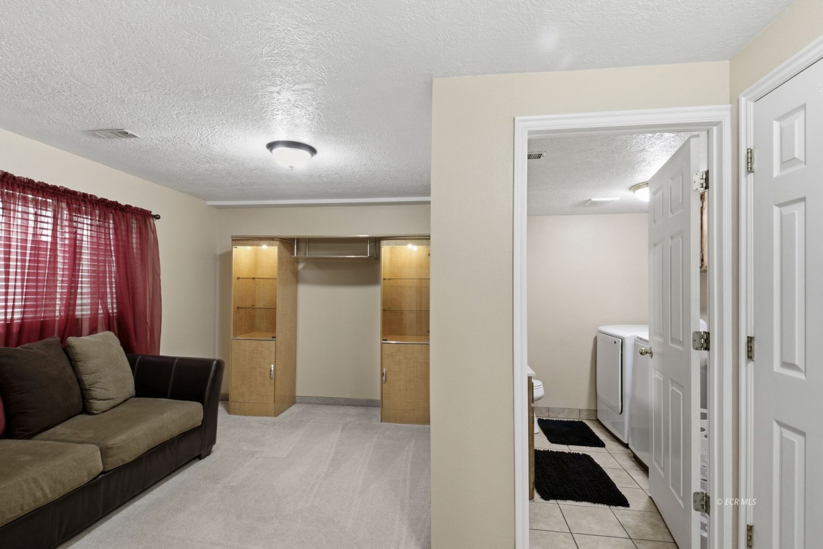 1380 Suncrest Court
