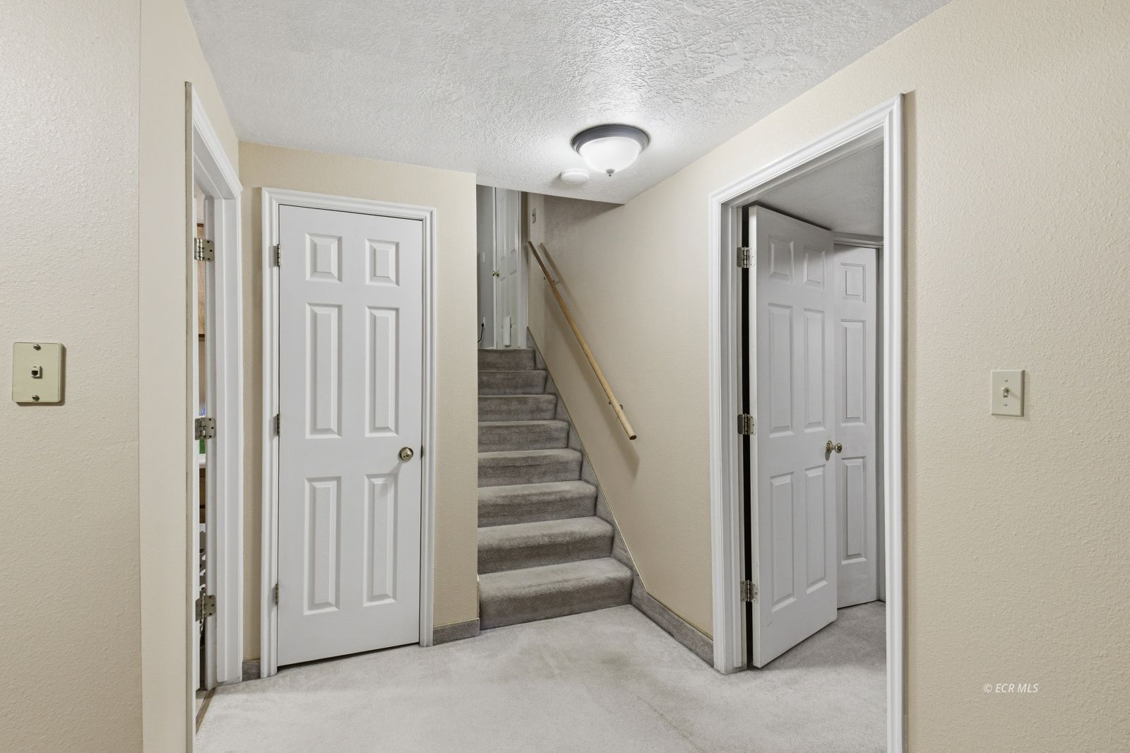1380 Suncrest Court