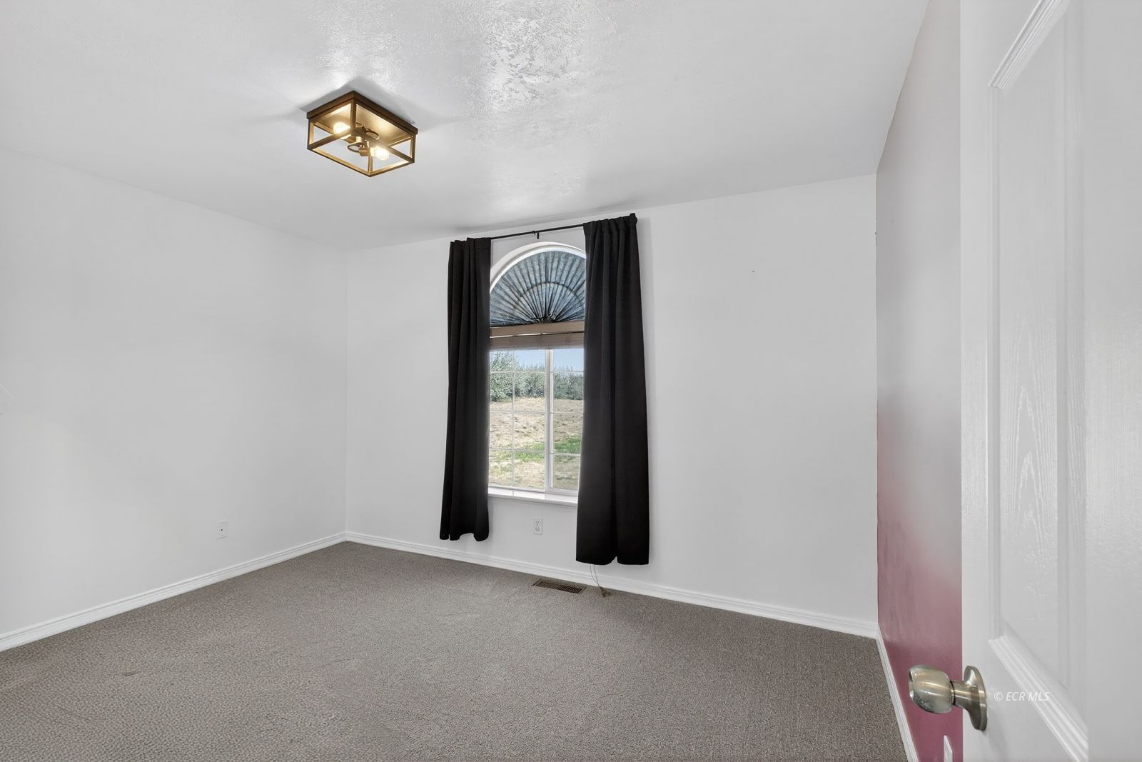154 Country Club Parkway