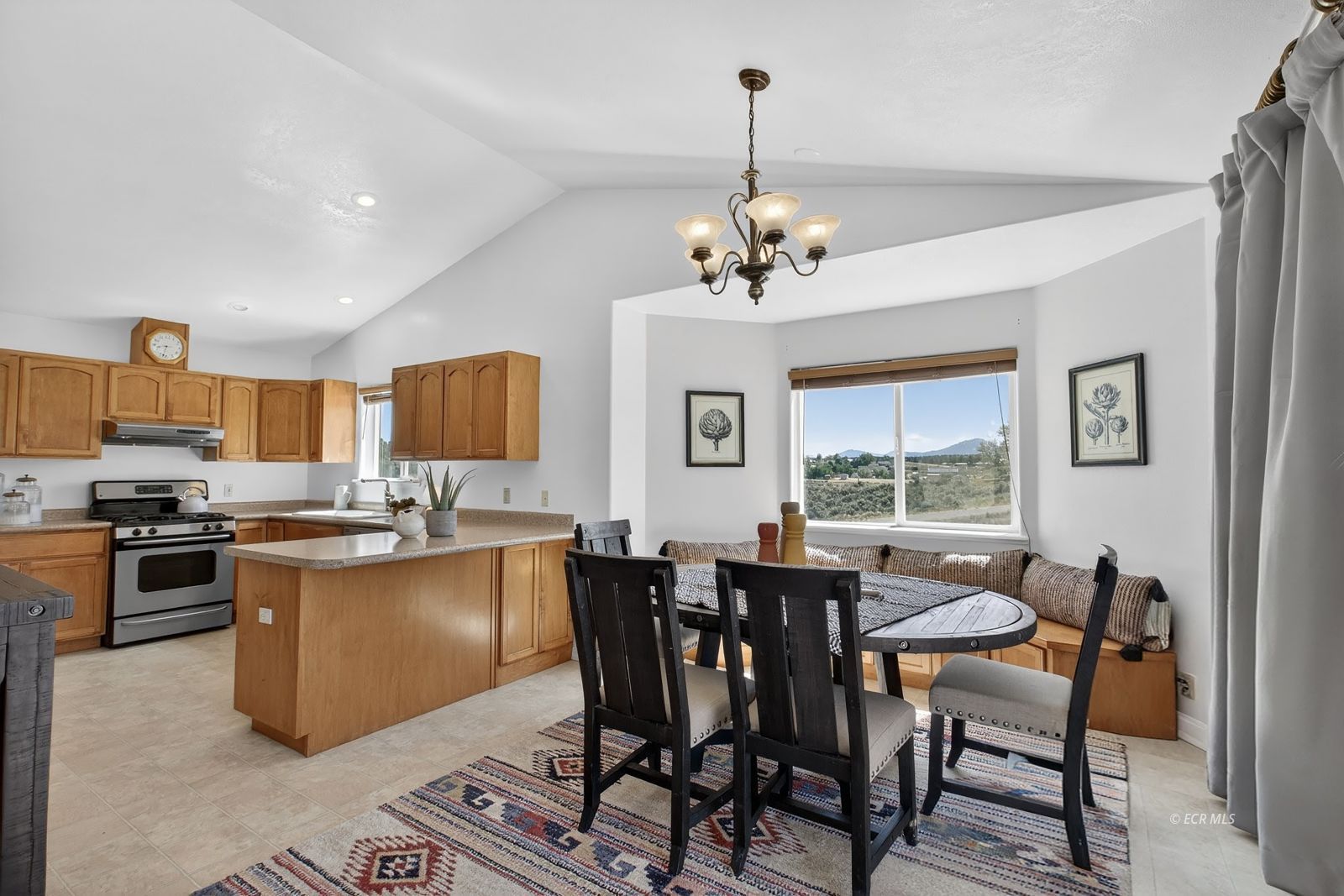 154 Country Club Parkway