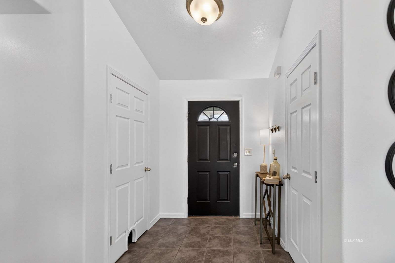154 Country Club Parkway