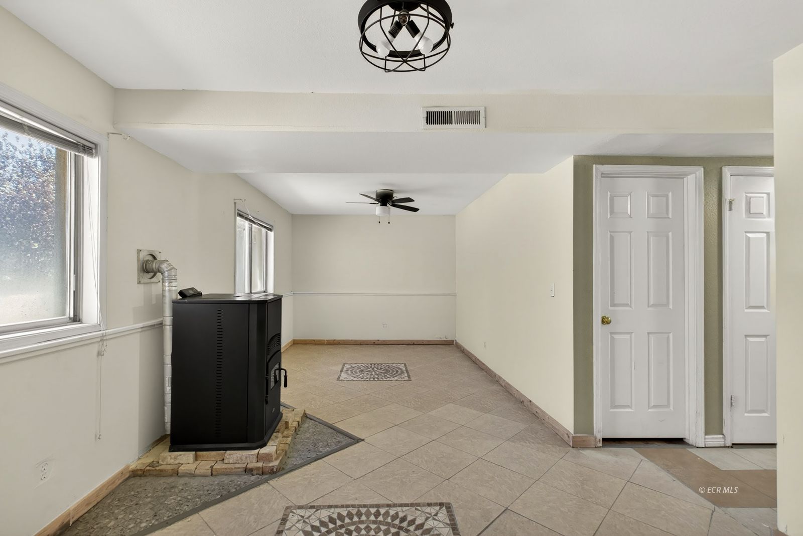 449 Blakeland Drive