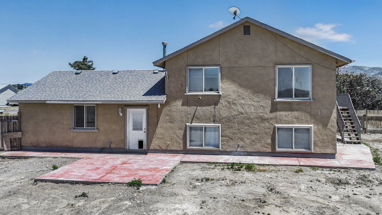 449 Blakeland Drive