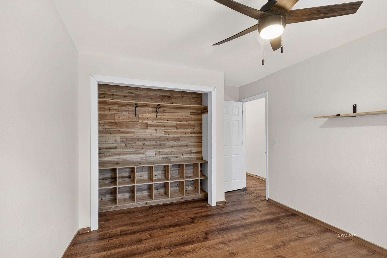 449 Blakeland Drive