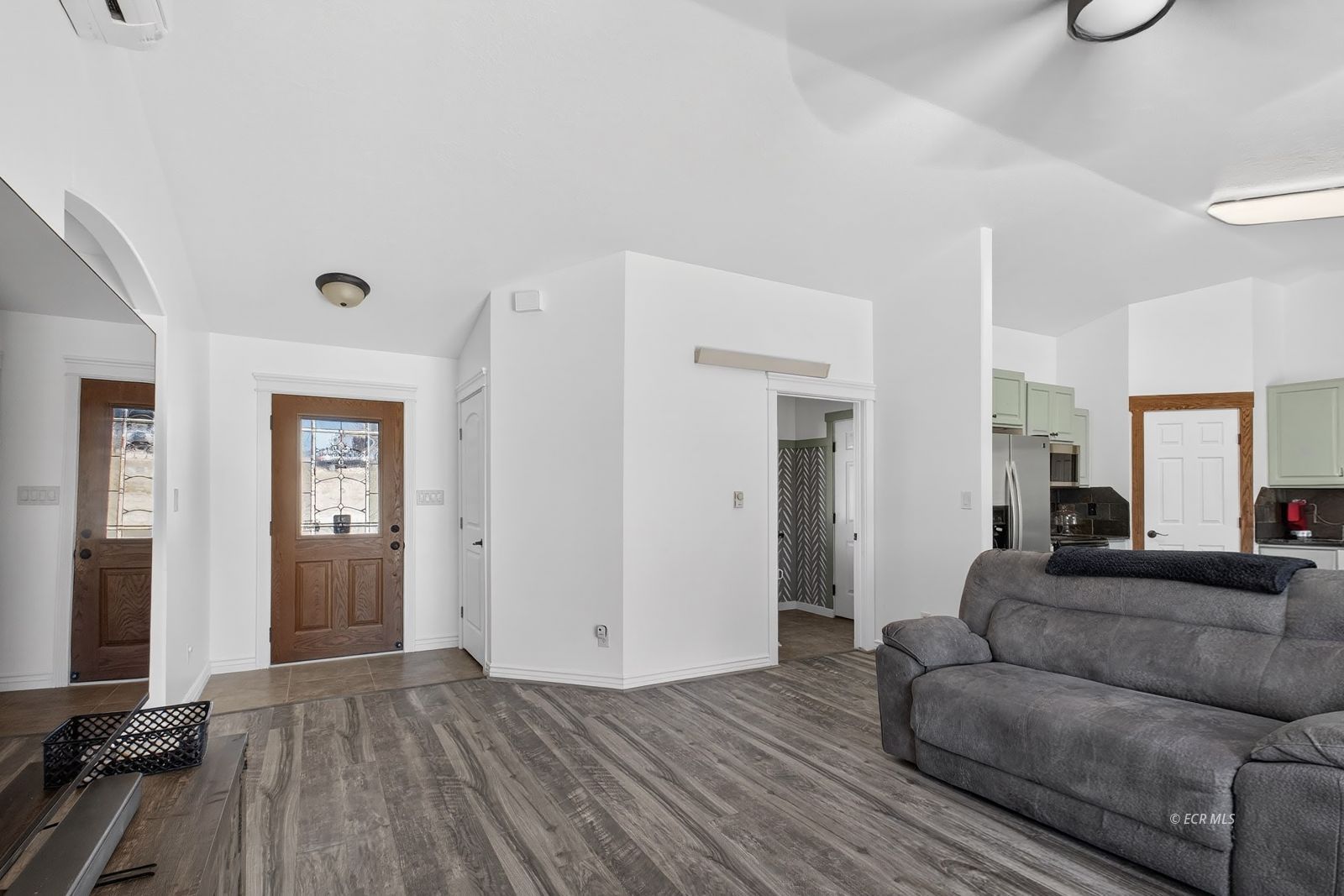548 Blackstone Drive