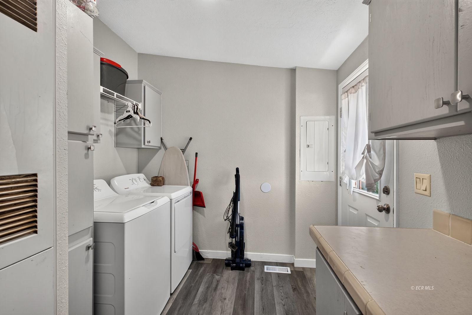 406 Brent Lane