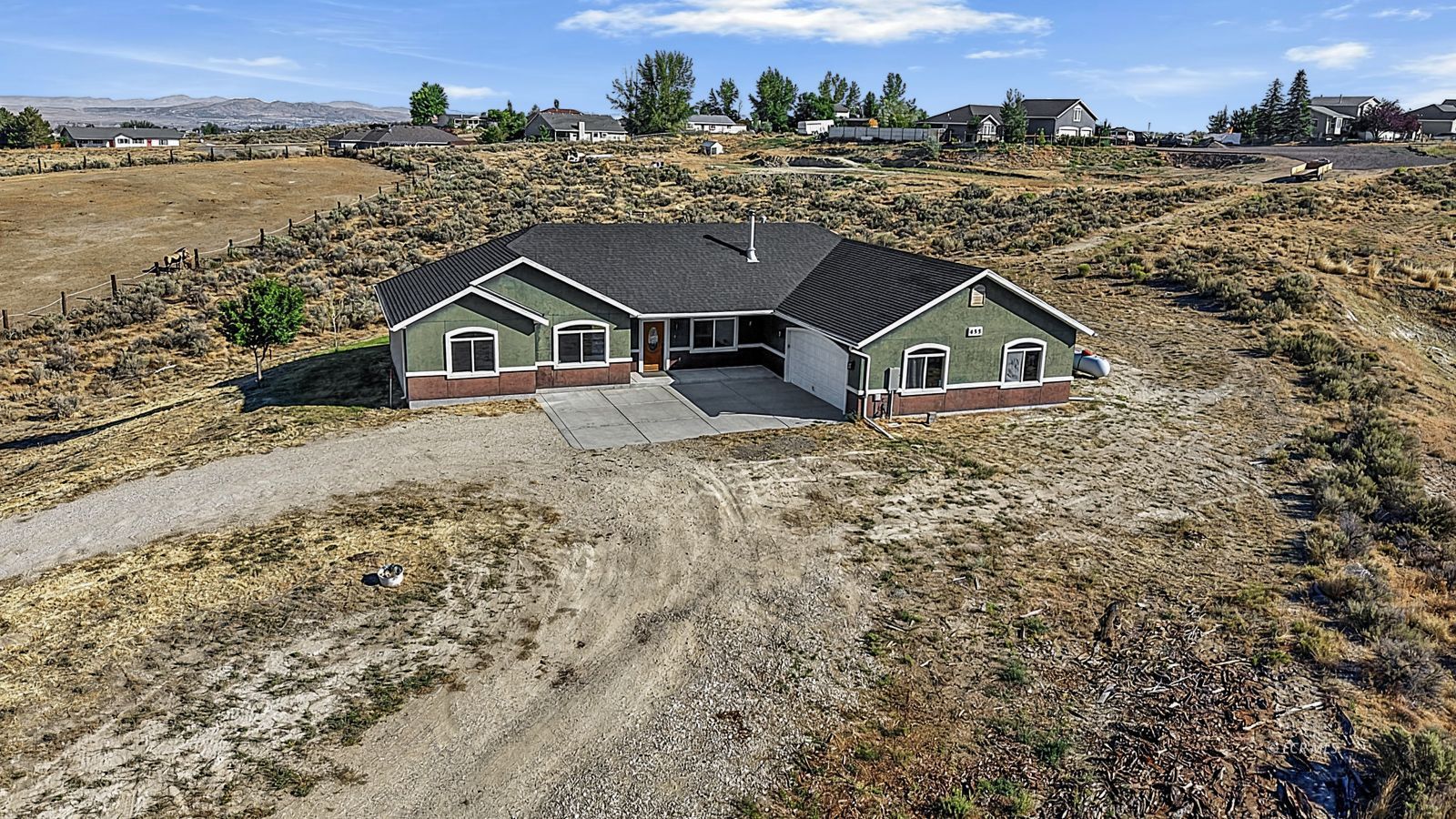 455 Blue Jay Drive