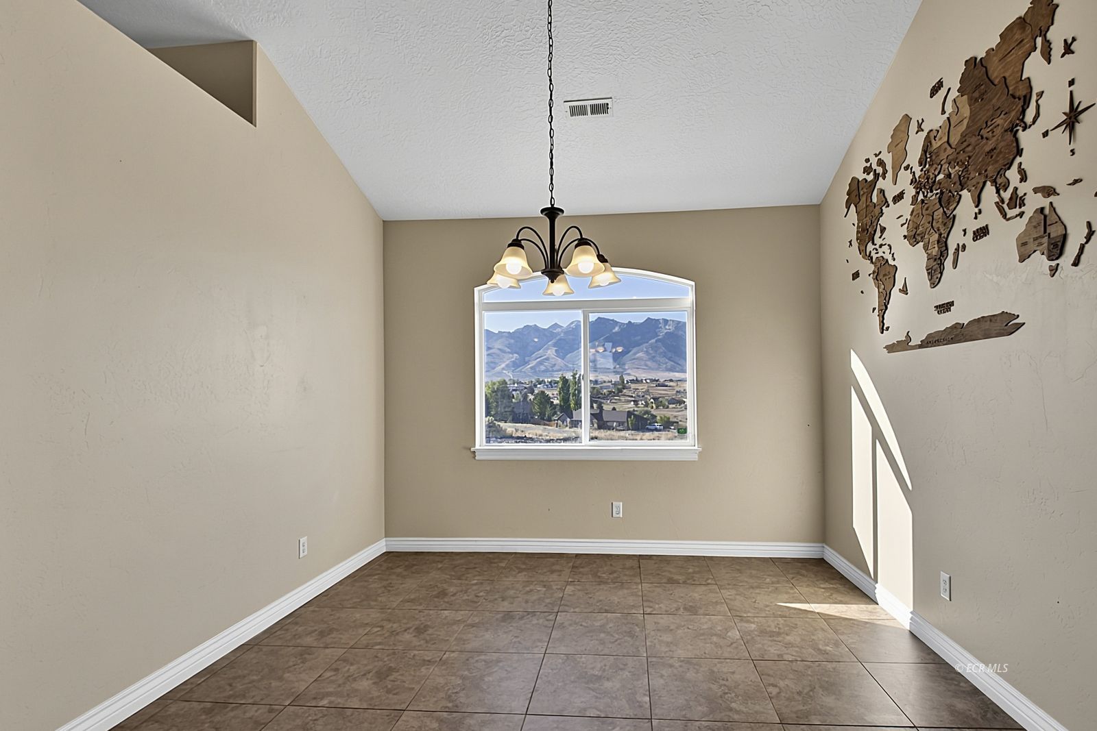 455 Blue Jay Drive