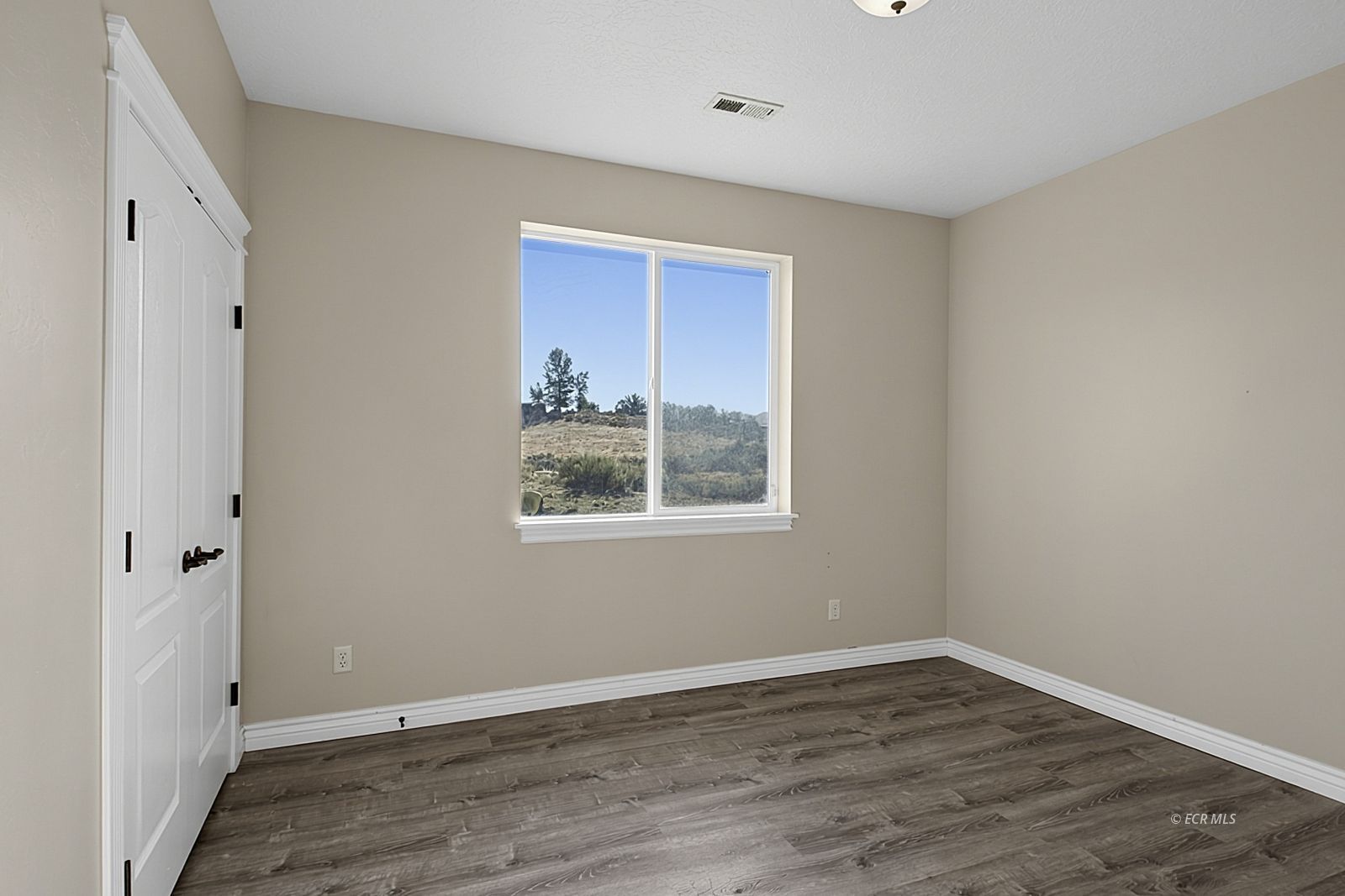 455 Blue Jay Drive