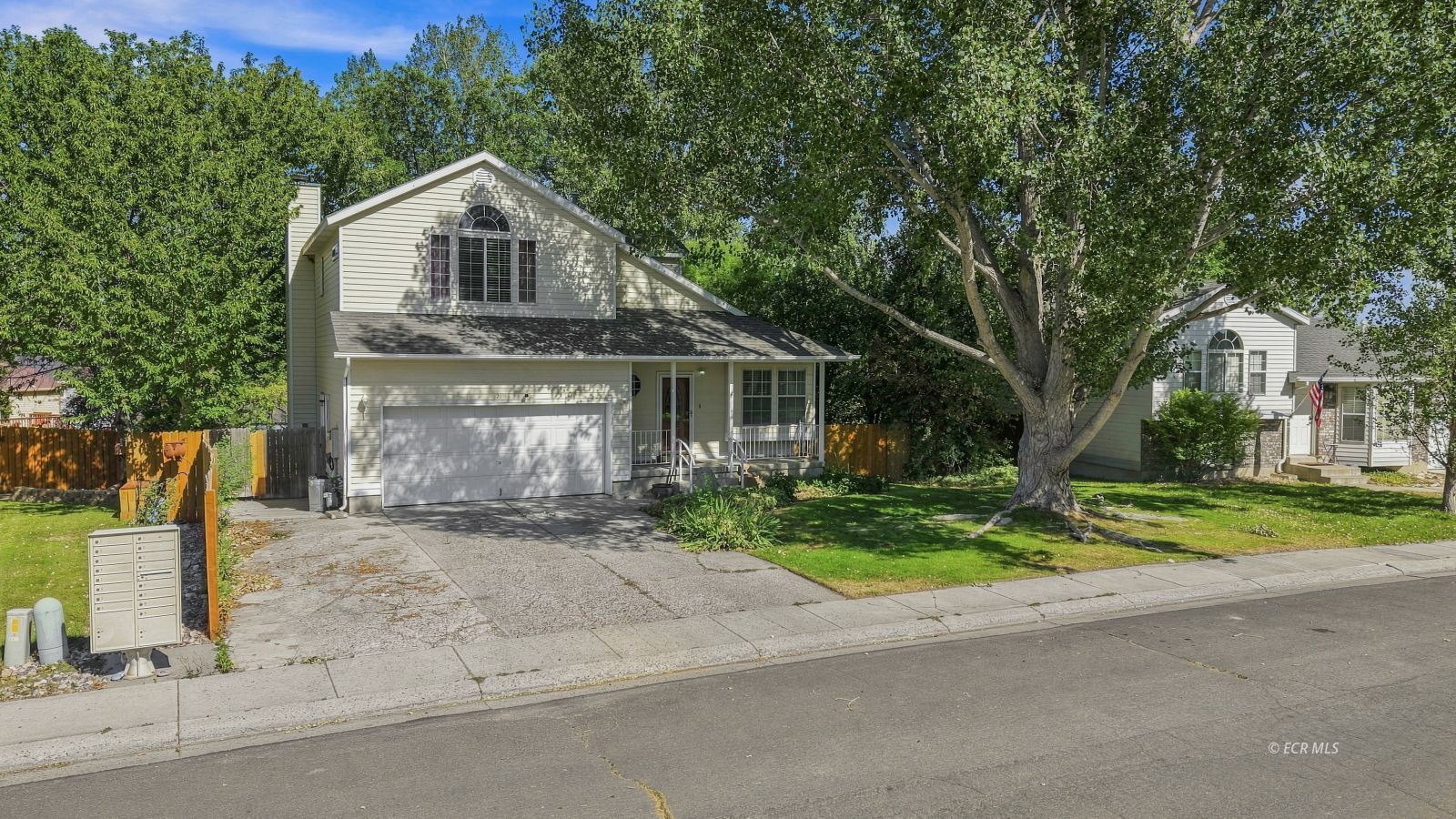 2110 Colonial Drive
