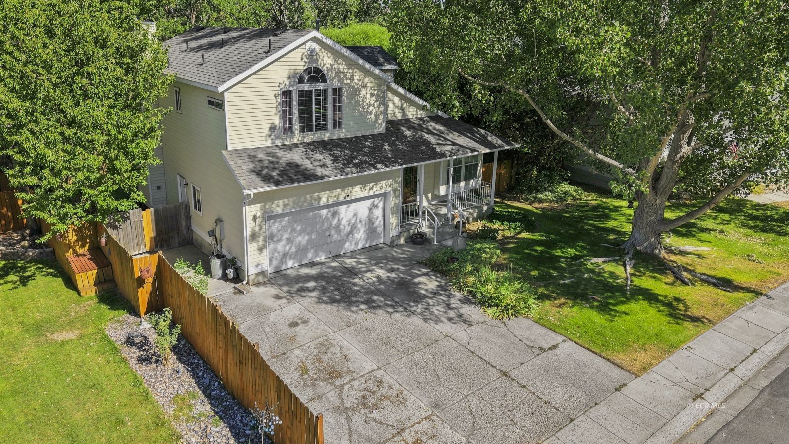 2110 Colonial Drive