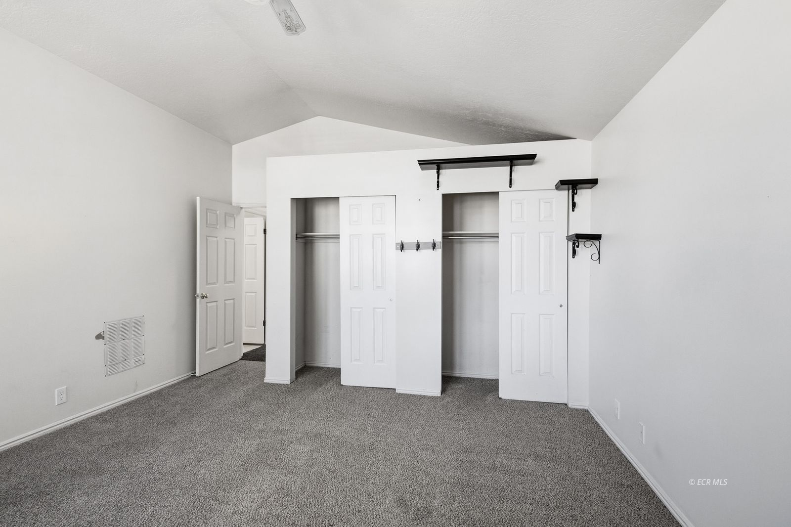 2110 Colonial Drive