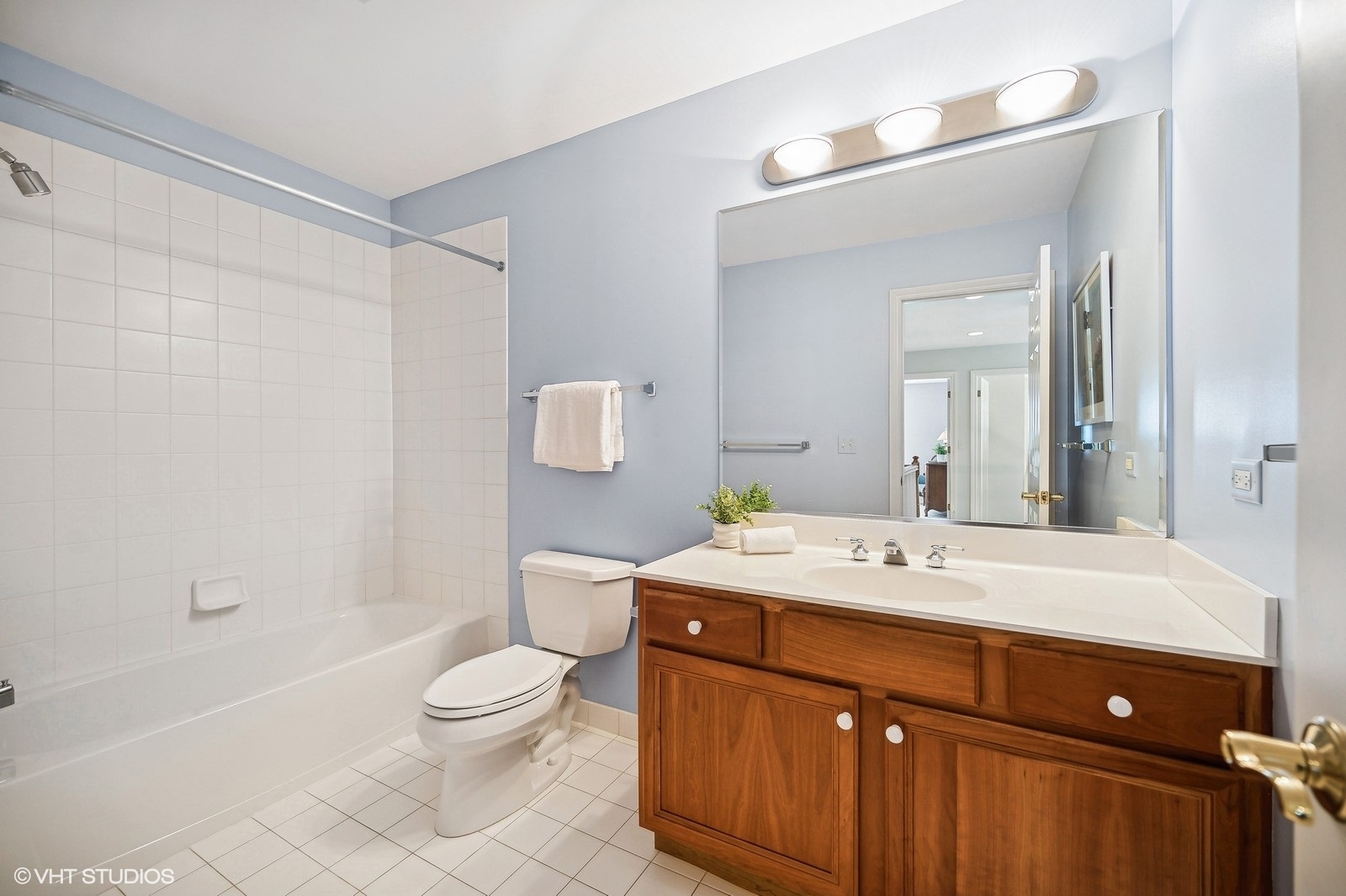 1869 Westleigh Drive