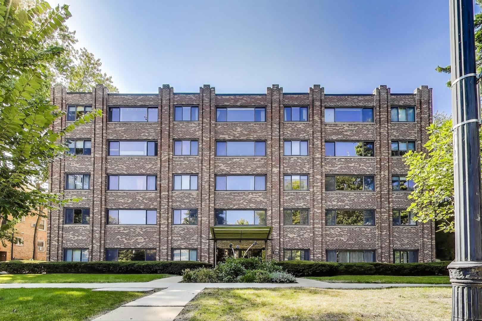 2300 Sherman Avenue Unit: 2C