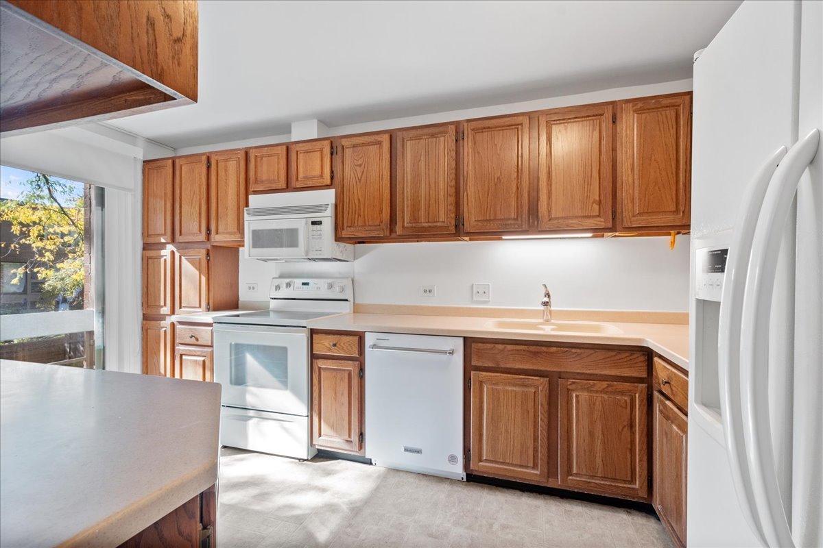 1848 N Dayton Street