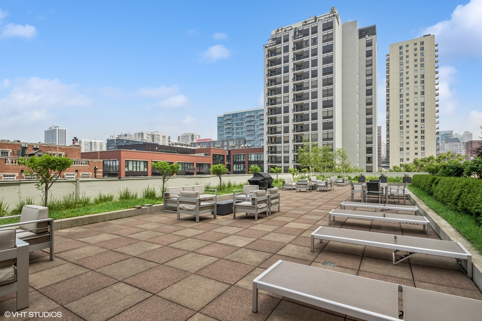 230 W Division Street Unit: 1202