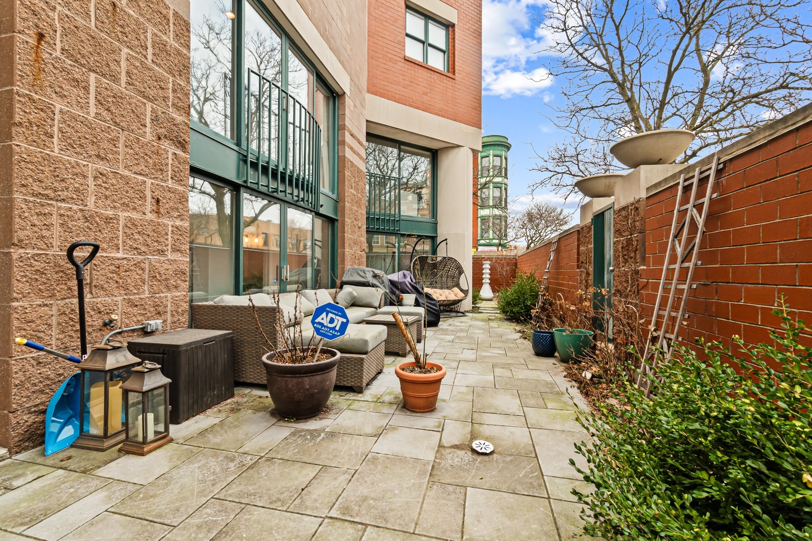 641 W Willow Street Unit: 145