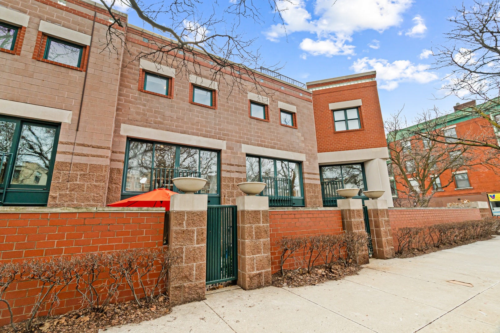 641 W Willow Street Unit: 145