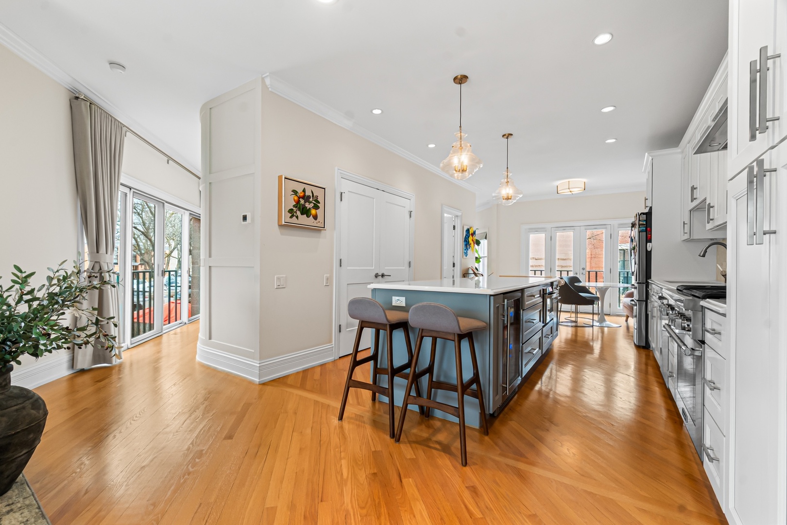641 W Willow Street Unit: 145