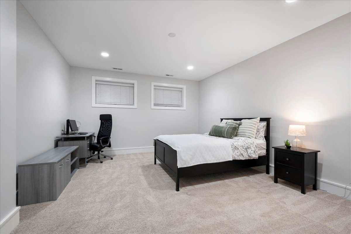 3816 N Ashland Avenue Unit: 1S