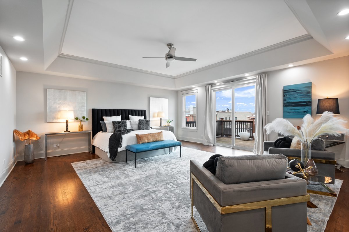 840 W Buckingham Place Unit: 4