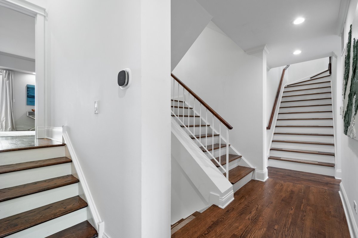 840 W Buckingham Place Unit: 4