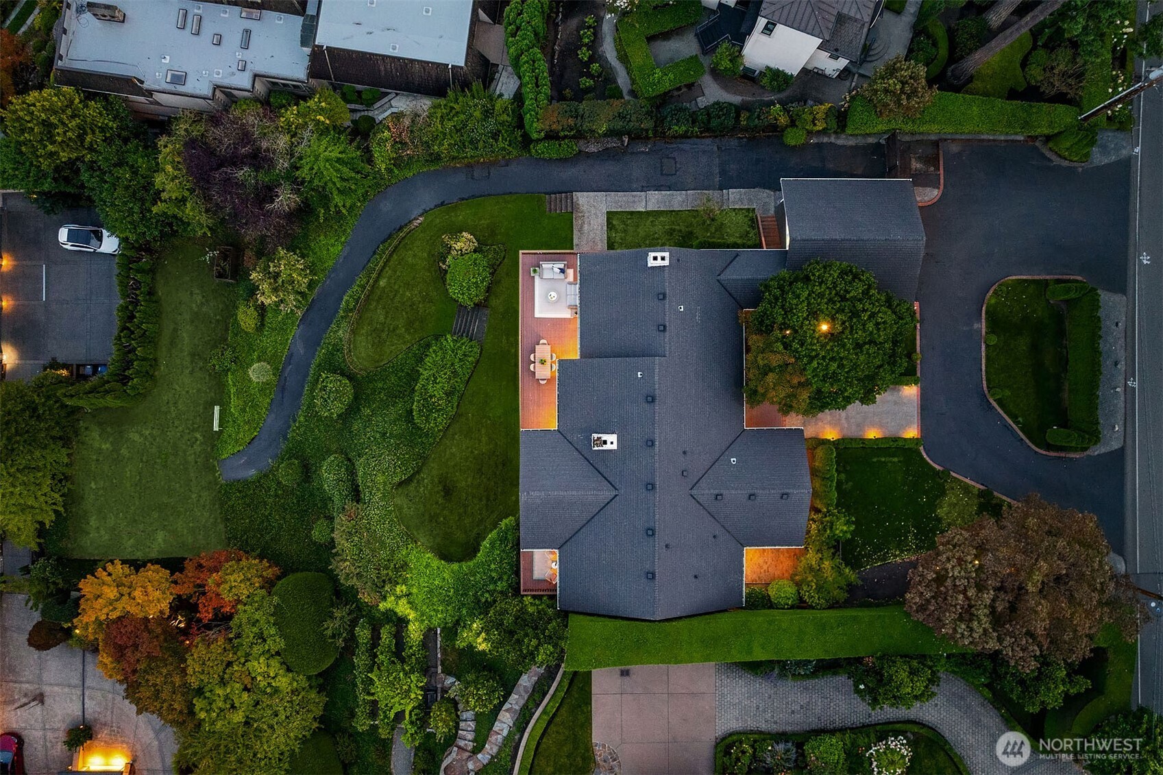 300 Overlake Drive E