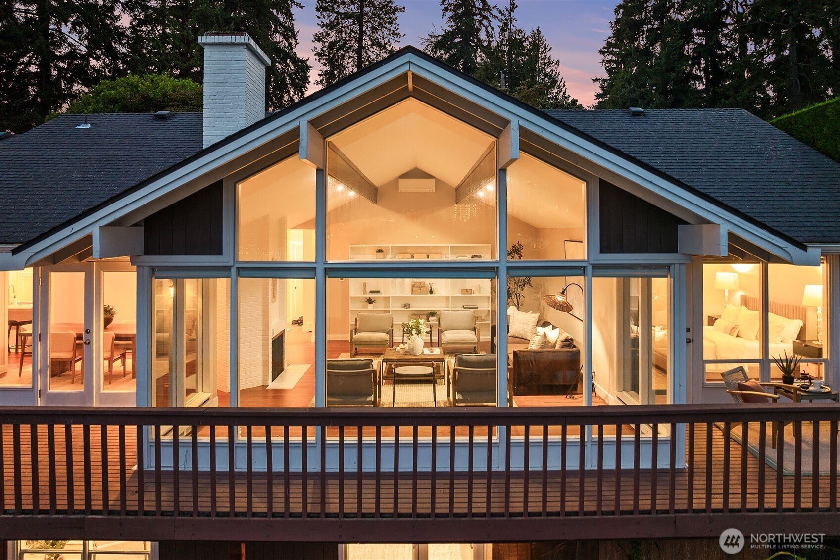 300 Overlake Drive E