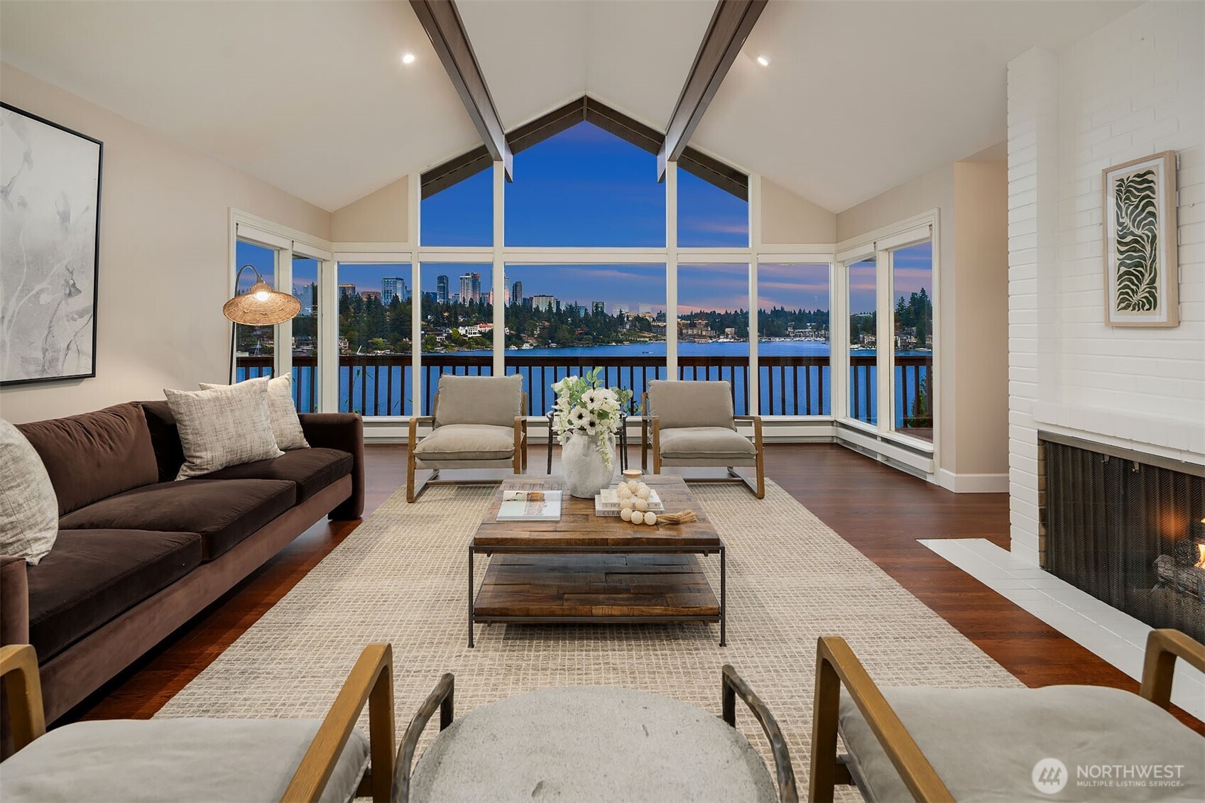 300 Overlake Drive E