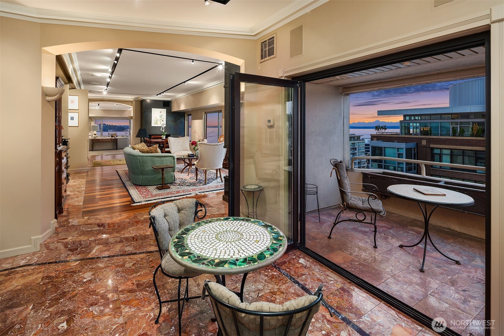 2821 2nd Avenue Unit: 1102/3