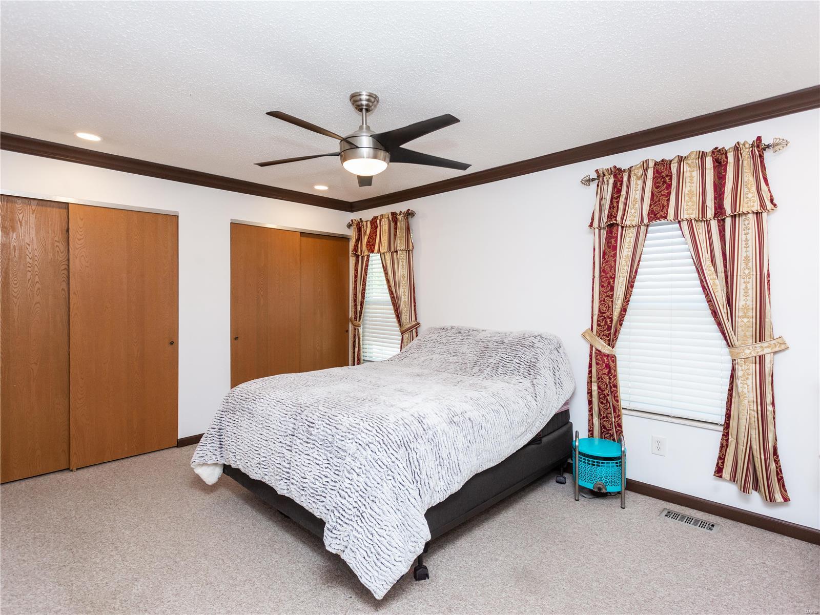 3968 Scott Robert Drive