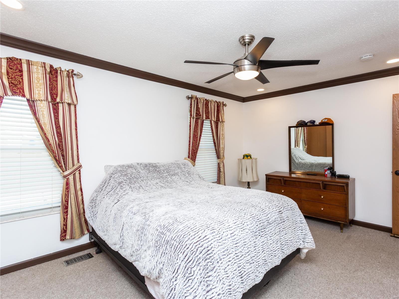 3968 Scott Robert Drive