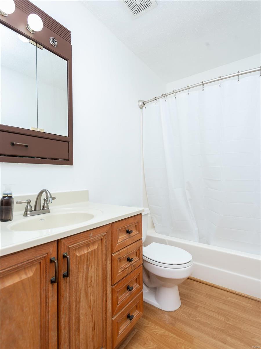 3968 Scott Robert Drive