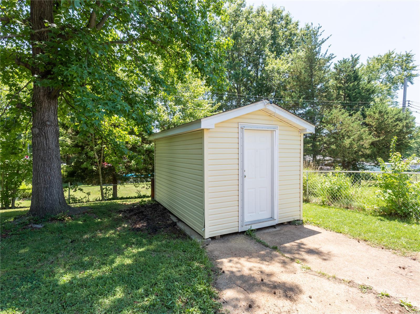 552 Wren Drive