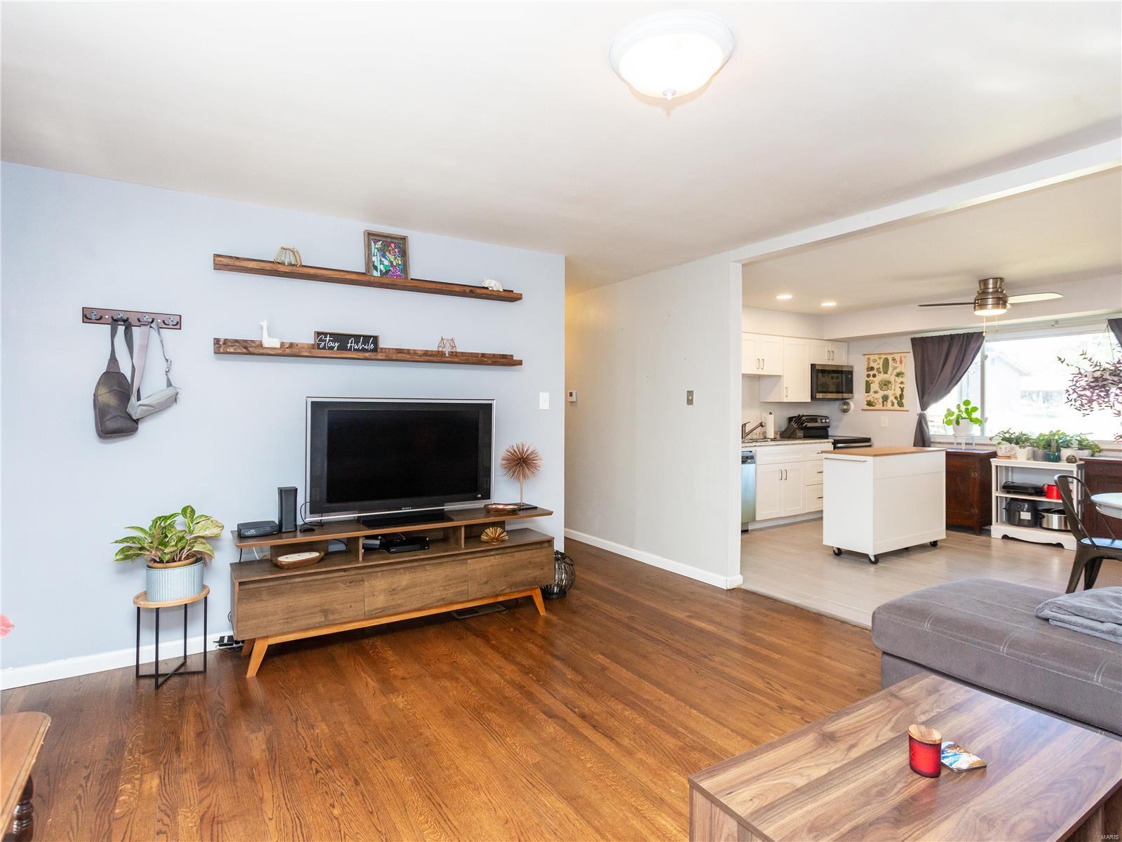 3109 Ringer Road